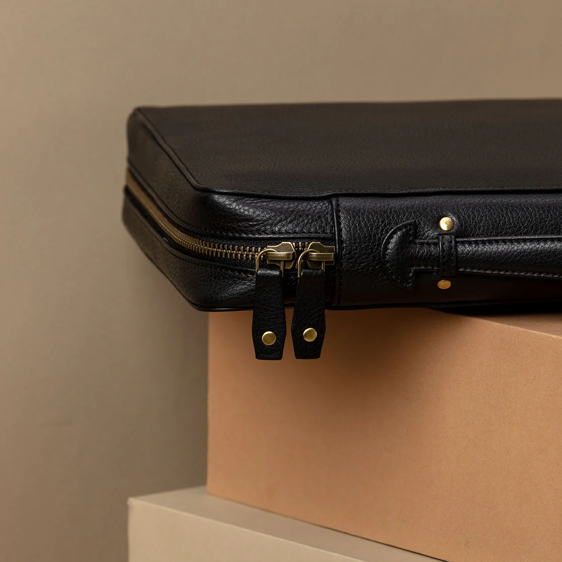 Levivre Premium Leather Backpack Black - Interior Details